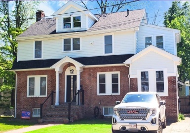 12 Garner St, Newton, Massachusetts 02459, 3 Bedrooms Bedrooms, 8 Rooms Rooms,3.5 BathroomsBathrooms,Residential,For Sale,Garner St,73243202