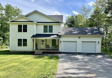62 Sheldon Rd, Fitchburg, Massachusetts 01420, 3 Bedrooms Bedrooms, 6 Rooms Rooms,2.5 BathroomsBathrooms,Residential,For Sale,Sheldon Rd,73270374