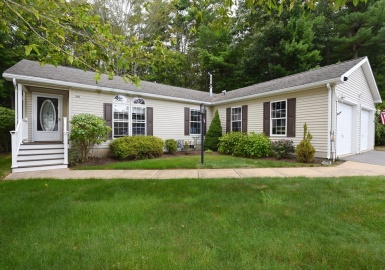 1105 Blueberry Circle, Middleboro, Massachusetts 02346, 2 Bedrooms Bedrooms, 7 Rooms Rooms,2 BathroomsBathrooms,Residential,For Sale,Blueberry Circle,73287018