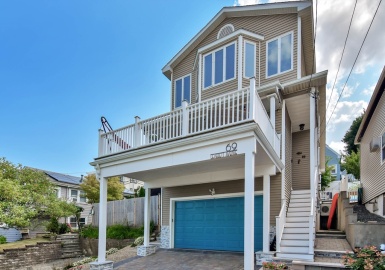69 Leverett Ave, Revere, Massachusetts 02151, 3 Bedrooms Bedrooms, 7 Rooms Rooms,2.5 BathroomsBathrooms,Residential,For Sale,Leverett Ave,73271974