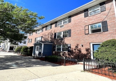 301 Main Street, Boston, Massachusetts 02129, 2 Bedrooms Bedrooms, 4 Rooms Rooms,1 BathroomBathrooms,Residential Lease,For Rent,Main Street,73268161