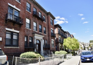 46 Park Vale, Boston, Massachusetts 02134, 4 Bedrooms Bedrooms, 5 Rooms Rooms,1 BathroomBathrooms,Residential Lease,For Rent,Park Vale,73269734