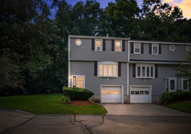 11 Lexington Rd, Millbury, Massachusetts 01527, 2 Bedrooms Bedrooms, 5 Rooms Rooms,1.5 BathroomsBathrooms,Residential,For Sale,Paul Revere Village,Lexington Rd,73280995