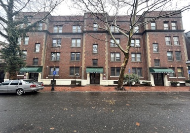 18 Mattoon St, Springfield, Massachusetts 01105, 1 Bedroom Bedrooms, 3 Rooms Rooms,1 BathroomBathrooms,Residential Lease,For Rent,Mattoon St,73281455