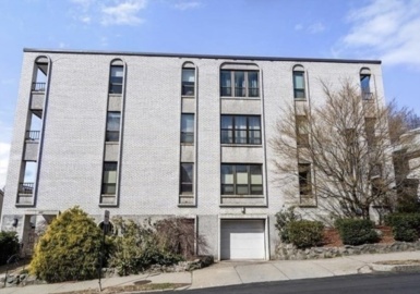 405 Langley Rd, Newton, Massachusetts 02459, 2 Bedrooms Bedrooms, 8 Rooms Rooms,2 BathroomsBathrooms,Residential Lease,For Rent,Langley Rd,73270425