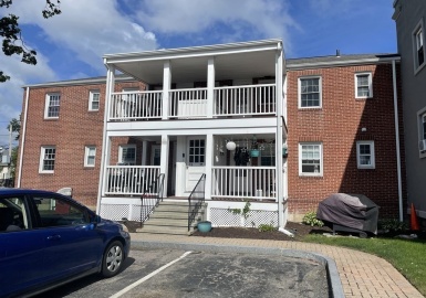 180 South Main St, Attleboro, Massachusetts 02703, 2 Bedrooms Bedrooms, 5 Rooms Rooms,1 BathroomBathrooms,Residential Lease,For Rent,South Main St,73260005