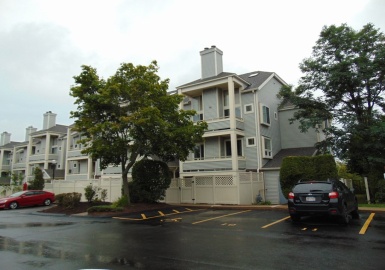 200 Falls Blvd, Quincy, Massachusetts 02169, 1 Bedroom Bedrooms, 3 Rooms Rooms,1 BathroomBathrooms,Residential Lease,For Rent,Falls Blvd,73268460