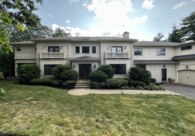 458 Heath St, Brookline, Massachusetts 02467, 5 Bedrooms Bedrooms, 15 Rooms Rooms,7 BathroomsBathrooms,Residential Lease,For Rent,Heath St,73270876