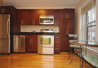 218 Newbury Street, Boston, Massachusetts 02116, 2 Rooms Rooms,1 BathroomBathrooms,Residential Lease,For Rent,Newbury Street,73274762