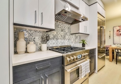 719 E 2nd St, Boston, Massachusetts 02127, 4 Bedrooms Bedrooms, 6 Rooms Rooms,2 BathroomsBathrooms,Residential Lease,For Rent,E 2nd St,73266486
