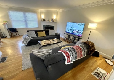 4 North Park Street, Watertown, Massachusetts 02472, 3 Bedrooms Bedrooms, 7 Rooms Rooms,2.5 BathroomsBathrooms,Residential Lease,For Rent,North Park Street,73283214