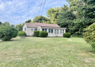 53-R Main St, Kingston, Massachusetts 02364, 1 Bedroom Bedrooms, 5 Rooms Rooms,1 BathroomBathrooms,Residential,For Sale,Main St,73269569