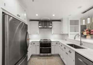 4 Charlesgate E, Boston, Massachusetts 02215, 2 Bedrooms Bedrooms, 5 Rooms Rooms,2 BathroomsBathrooms,Residential Lease,For Rent,Charlesgate E,73267637