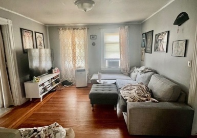 7 Taylor St, Medford, Massachusetts 02155, 1 Bedroom Bedrooms, 4 Rooms Rooms,1 BathroomBathrooms,Residential Lease,For Rent,Taylor St,73262136