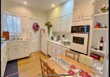 83 Putnam Ave, Cambridge, Massachusetts 02139, 3 Bedrooms Bedrooms, 5 Rooms Rooms,1 BathroomBathrooms,Residential Lease,For Rent,Putnam Ave,73261435