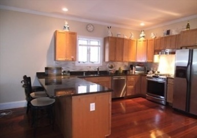 91 Dix Street, Boston, Massachusetts 02122, 2 Bedrooms Bedrooms, 5 Rooms Rooms,1 BathroomBathrooms,Residential Lease,For Rent,Dix Street,73262781