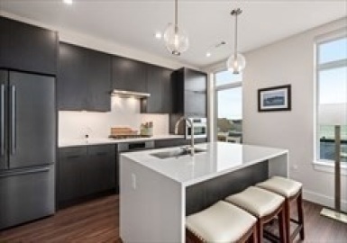 99 Sumner St, Boston, Massachusetts 02128, 1 Bedroom Bedrooms, 4 Rooms Rooms,1 BathroomBathrooms,Residential,For Sale,Sumner St,73275139