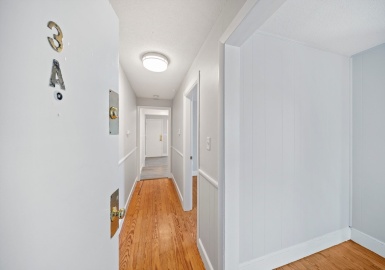 22 Revere St, Canton, Massachusetts 02021, 2 Bedrooms Bedrooms, 5 Rooms Rooms,1 BathroomBathrooms,Residential Lease,For Rent,Revere St,73265951