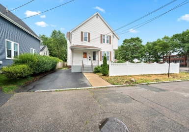 2 James Street, Attleboro, Massachusetts 02703, 3 Bedrooms Bedrooms, 5 Rooms Rooms,1 BathroomBathrooms,Residential Lease,For Rent,James Street,73265517