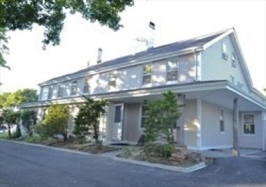639 Lincoln St, Waltham, Massachusetts 02451, 1 Bedroom Bedrooms, 3 Rooms Rooms,1 BathroomBathrooms,Residential Lease,For Rent,Lincoln St,73269780