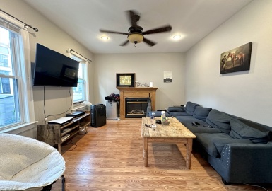 1 Hall Place, Boston, Massachusetts 02127, 2 Bedrooms Bedrooms, 7 Rooms Rooms,1.5 BathroomsBathrooms,Residential Lease,For Rent,Hall Place,73276506
