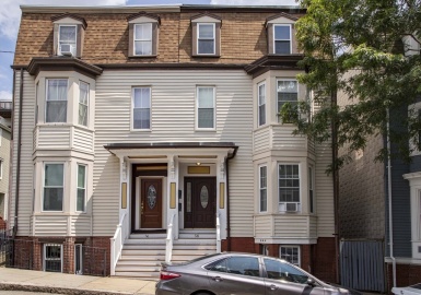 58 Gates St., Boston, Massachusetts 02127, 2 Bedrooms Bedrooms, 6 Rooms Rooms,2 BathroomsBathrooms,Residential Lease,For Rent,Gates St.,73271944