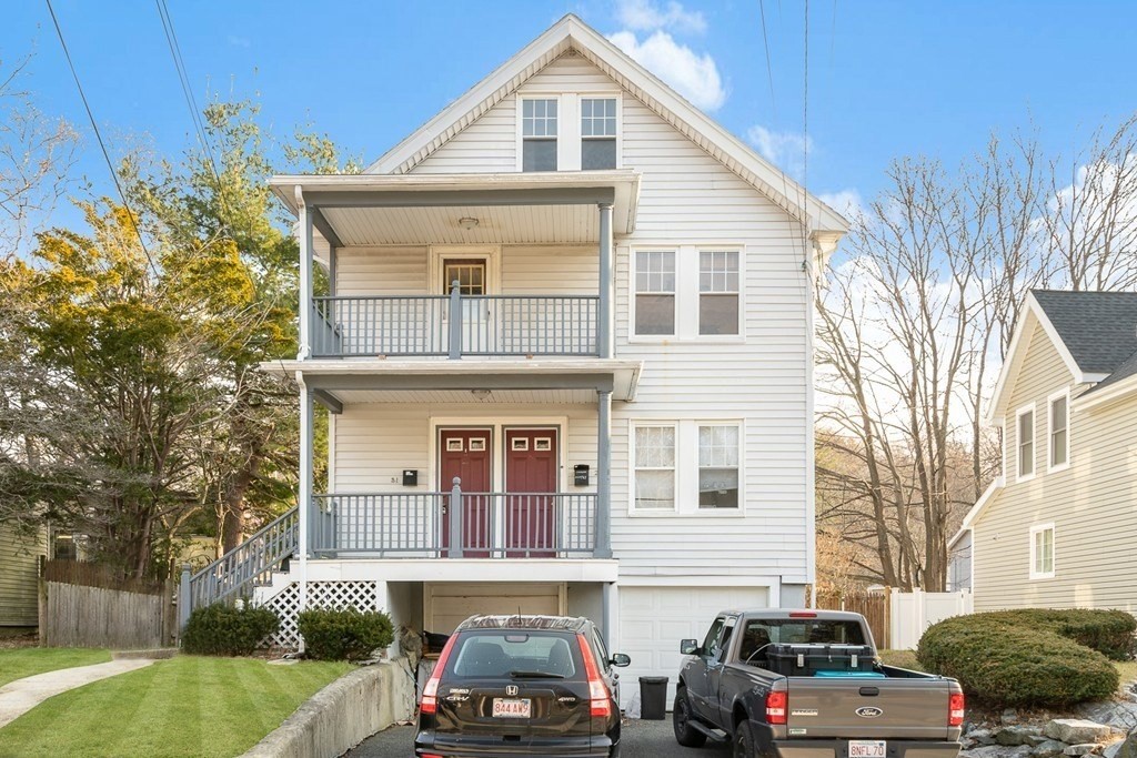 31 Linwood Ave, Melrose, Massachusetts 02176