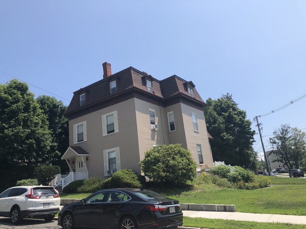 4 Eaton St, Wakefield, Massachusetts 01880