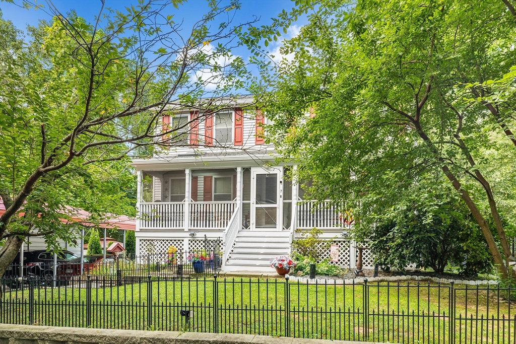 7 Avalon St, Lowell, Massachusetts 01854