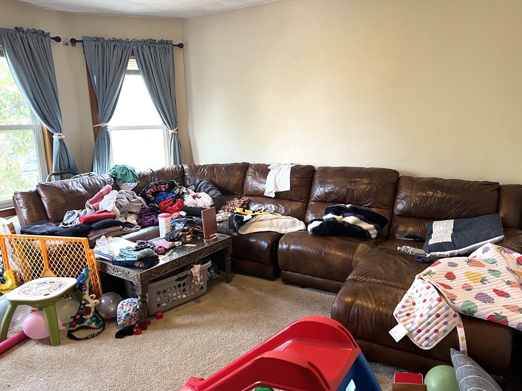 21 Mount Vernon St., Somerville, Massachusetts 02145