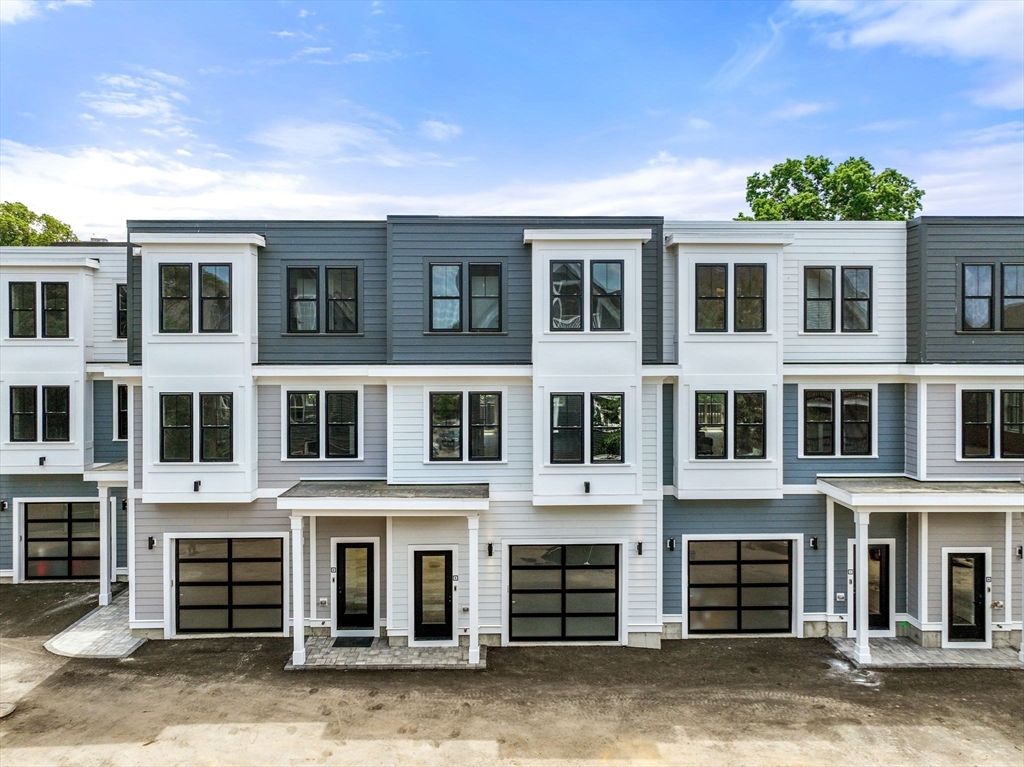 176 School Street, Boston, Massachusetts 02130