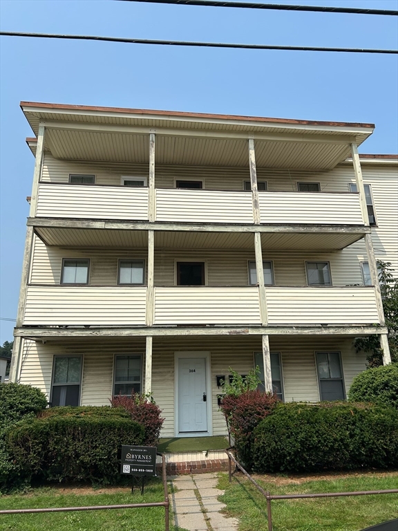 364 Hamilton St, Southbridge, Massachusetts 01550