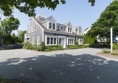 697 Main Street, Chatham, Massachusetts 02633, ,Commercial Sale,For Sale,Main Street,73289344