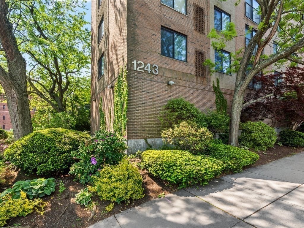 1243 Beacon St., Brookline, Massachusetts 02467
