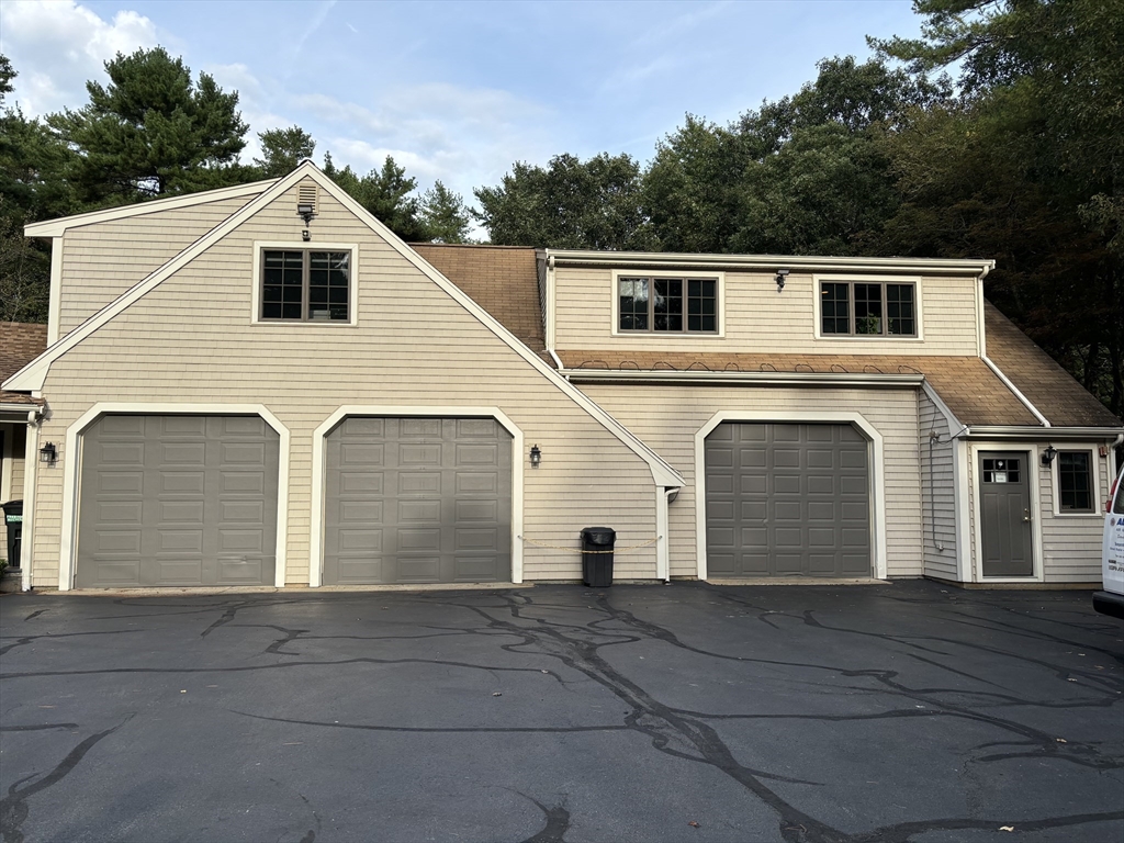 177 Bullock Rd, Freetown, Massachusetts 02717