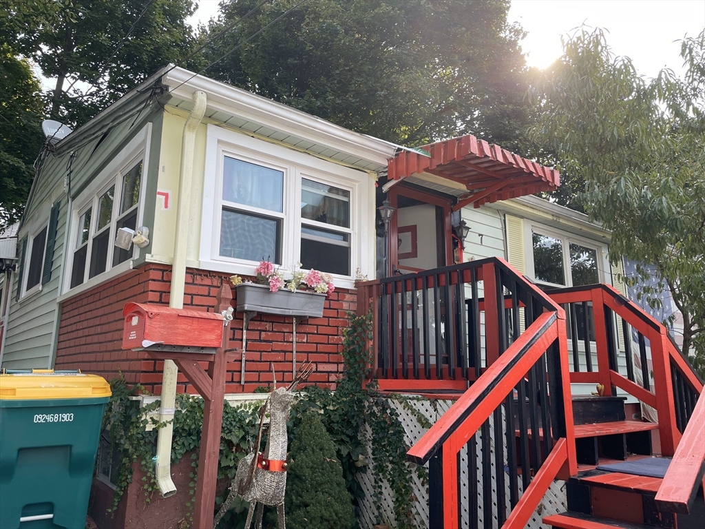 7 Boline Pl, Woburn, Massachusetts 01801