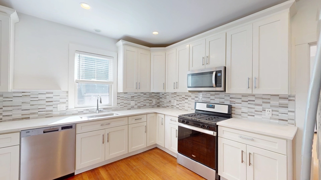 59 Manthorne Rd, Boston, Massachusetts 02132