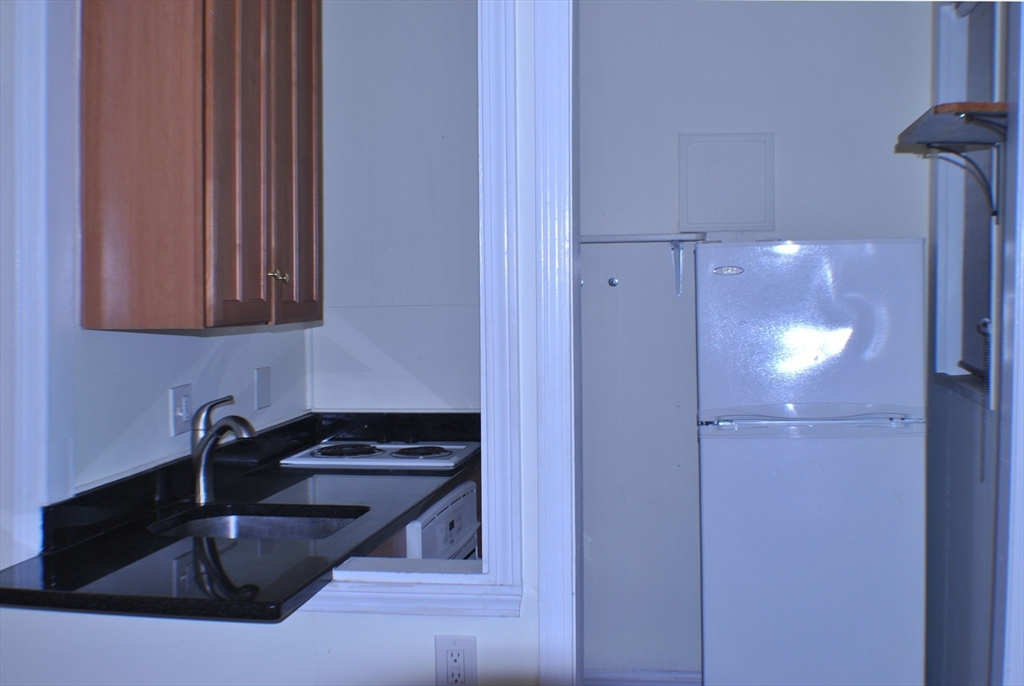 32 Winchester St, Brookline, Massachusetts 02446