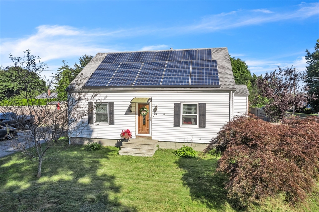 43 Swansom Rd, Swansea, Massachusetts 02777