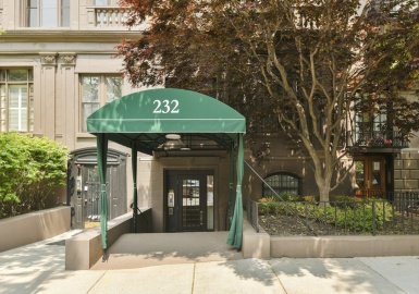 232 Beacon Street, Boston, Massachusetts 02116, 2 Rooms Rooms,1 BathroomBathrooms,Residential,For Sale,Beacon Street,73292365