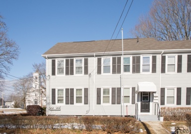 271 North Washington St, North Attleboro, Massachusetts 02760, 1 Bedroom Bedrooms, 3 Rooms Rooms,1 BathroomBathrooms,Residential Lease,For Rent,North Washington St,73299293