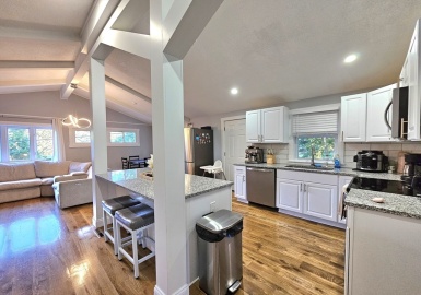 20 Upland Rd, Marlborough, Massachusetts 01752, 3 Bedrooms Bedrooms, 7 Rooms Rooms,2 BathroomsBathrooms,Residential,For Sale,Upland Rd,73290058