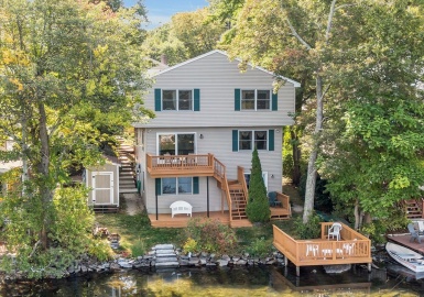 8 Bumpy Ln, Methuen, Massachusetts 01844, 5 Bedrooms Bedrooms, 8 Rooms Rooms,2.5 BathroomsBathrooms,Residential,For Sale,Bumpy Ln,73292447