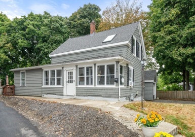 56 Ruggles Street, Franklin, Massachusetts 02038, 2 Bedrooms Bedrooms, 6 Rooms Rooms,1.5 BathroomsBathrooms,Residential,For Sale,Ruggles Street,73293553