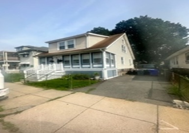 90 Hollingsworth St, Boston, Massachusetts 02126, 3 Bedrooms Bedrooms, 6 Rooms Rooms,1.5 BathroomsBathrooms,Residential,For Sale,Hollingsworth St,73297846