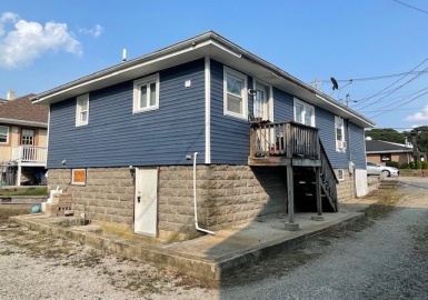1139 County St, Somerset, Massachusetts 02726, 5 Bedrooms Bedrooms, 9 Rooms Rooms,2 BathroomsBathrooms,Residential,For Sale,County St,73279962