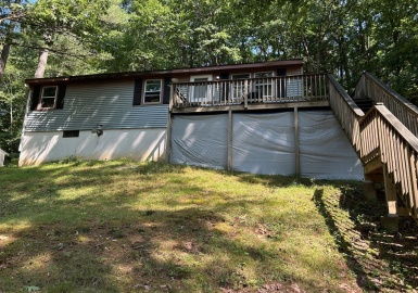 10 Brookfield Rd, North Brookfield, Massachusetts 01535, 3 Bedrooms Bedrooms, 6 Rooms Rooms,1 BathroomBathrooms,Residential,For Sale,Brookfield Rd,73291213
