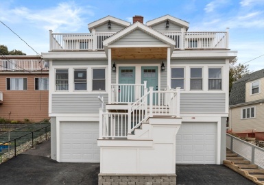 67 Bay View Ave, Winthrop, Massachusetts 02152, 2 Bedrooms Bedrooms, 6 Rooms Rooms,2 BathroomsBathrooms,Residential,For Sale,65-67 Bay View,Bay View Ave,73298267