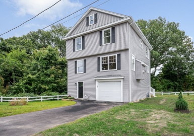 5 Frost Ave, Methuen, Massachusetts 01844, 3 Bedrooms Bedrooms, 8 Rooms Rooms,2.5 BathroomsBathrooms,Residential,For Sale,Frost Ave,73293679