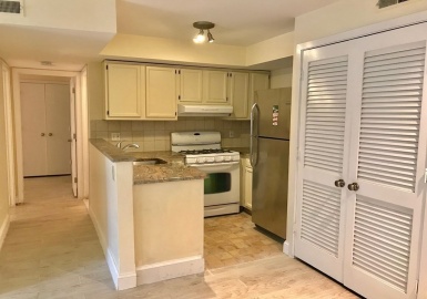 255 Beacon Street, Somerville, Massachusetts 02143, 2 Bedrooms Bedrooms, 4 Rooms Rooms,2 BathroomsBathrooms,Residential Lease,For Rent,Beacon Street,73305968